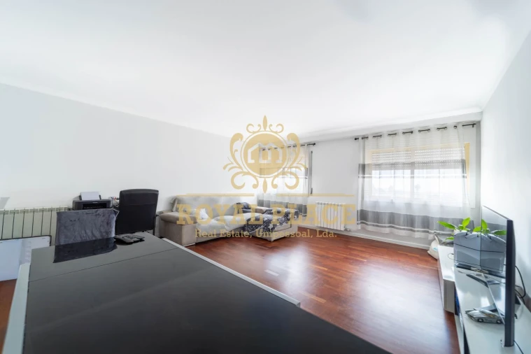 Apartamento T2 para Venda em São João de Ver Foto 3