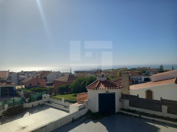 Moradia T4 para Venda em Santo Isidoro Foto 31