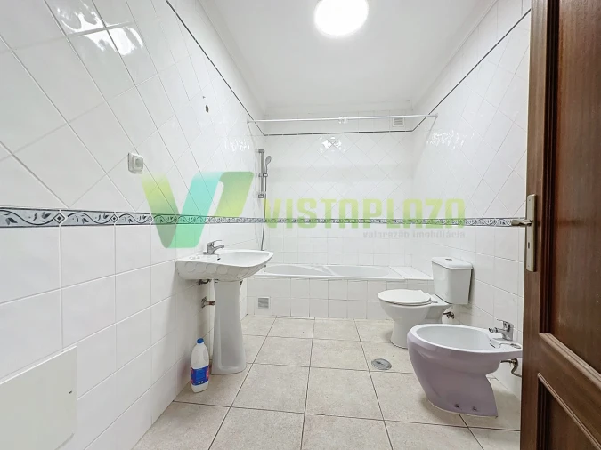 Quinta T3 para Venda em Portimão Foto 16