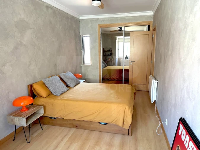 Apartamento T3 para Arrendamento em Algés, Linda-A-Velha e Cruz Quebrada-Dafundo Foto 1