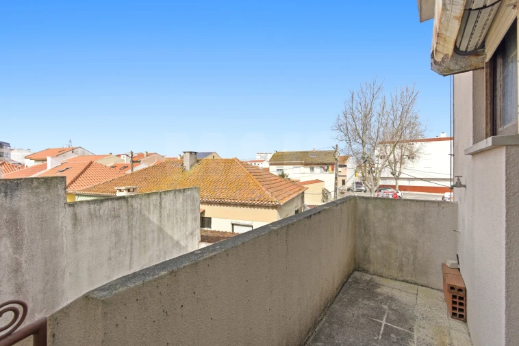 Apartamento T2 para Venda em Peniche Foto 10