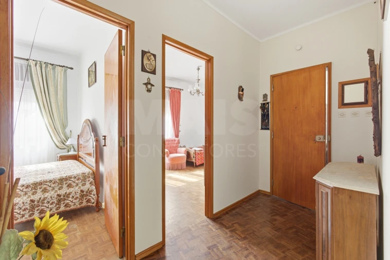 Apartamento T2 para Venda em Peniche Foto 12