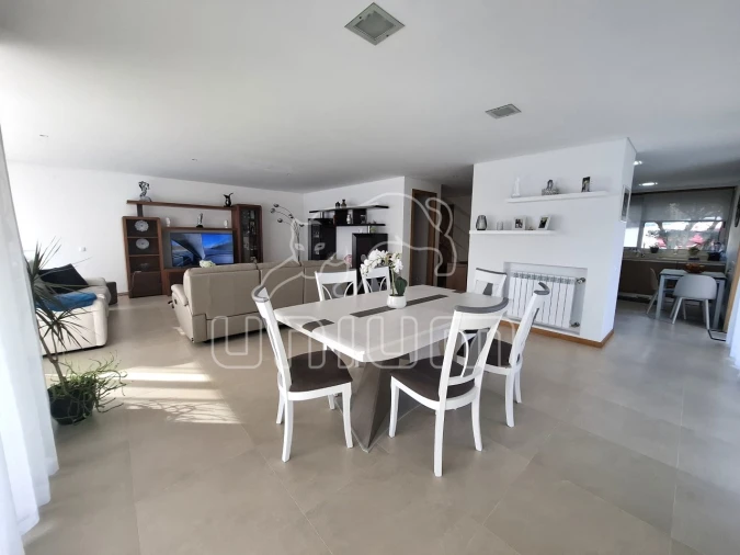 Moradia T3 para Venda em Seixas Foto 6