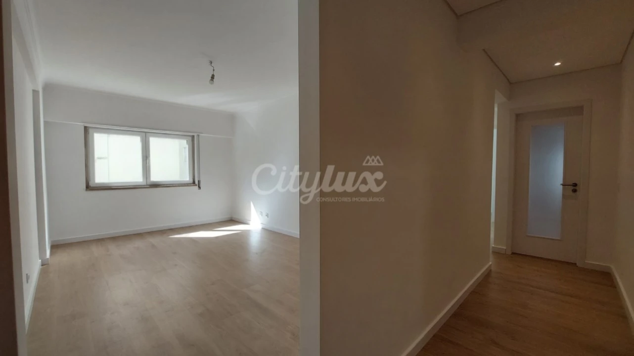 Apartamento T2 para Arrendamento em Cacém e São Marcos Foto 11