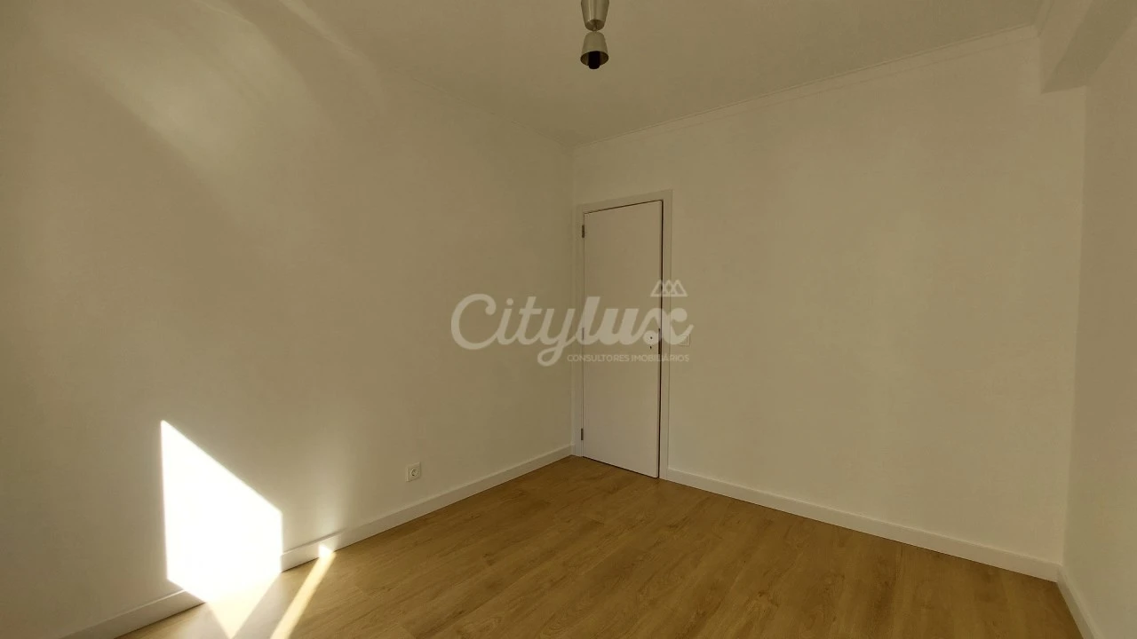 Apartamento T2 para Arrendamento em Cacém e São Marcos Foto 19