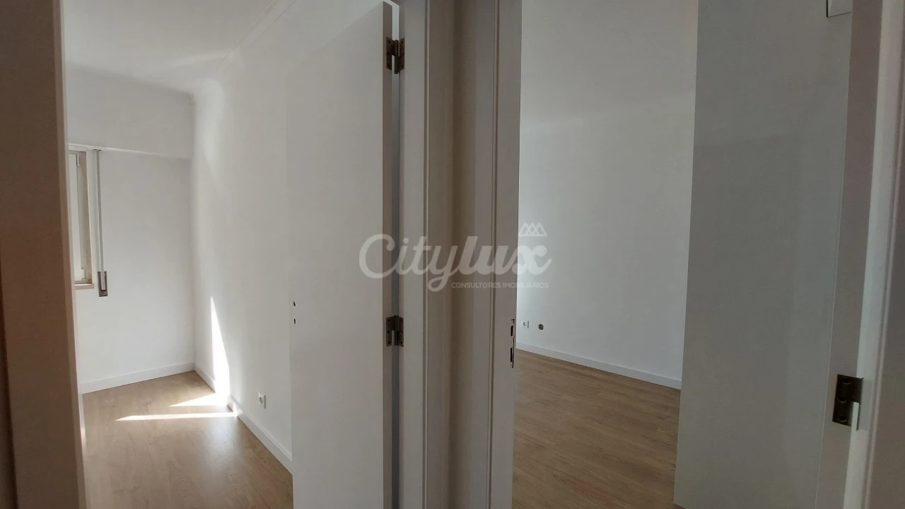 Apartamento T2 para Arrendamento em Cacém e São Marcos Foto 20