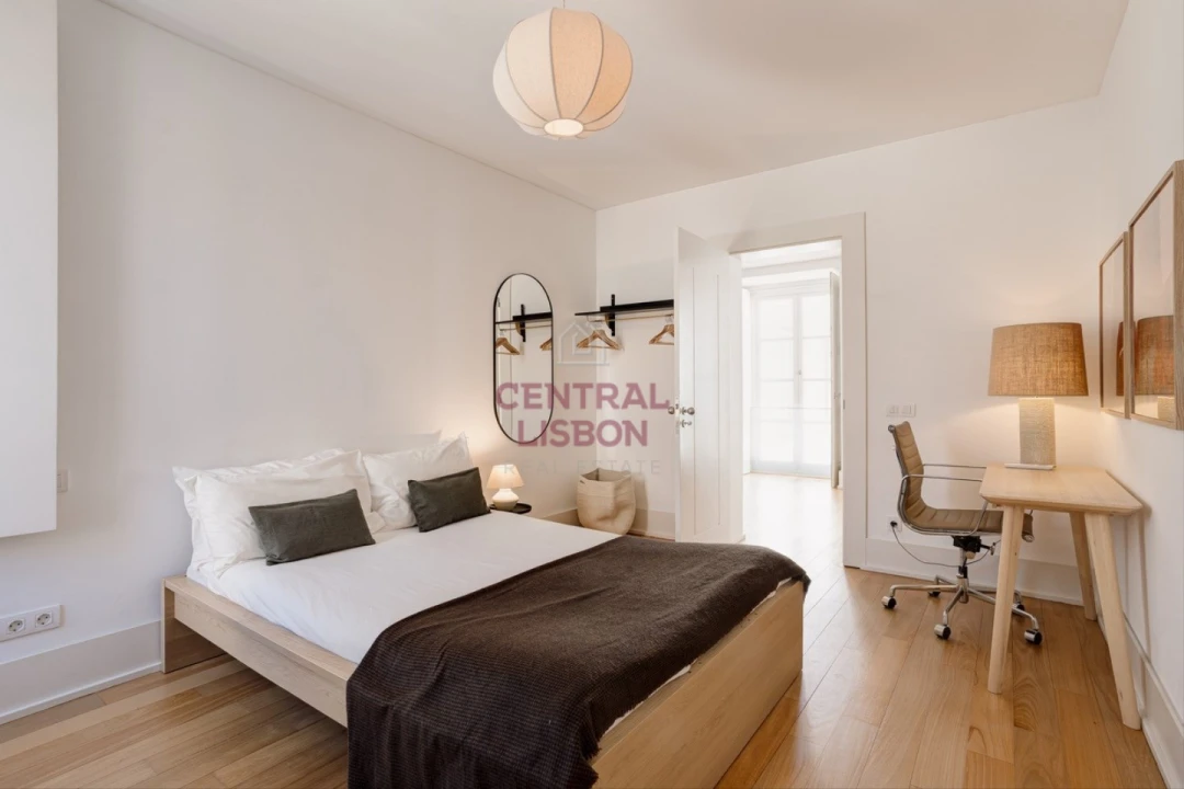 Apartamento T4 para Arrendamento em Santa Maria Maior Foto 26