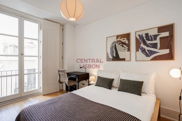 Apartamento T4 para Arrendamento em Santa Maria Maior Foto 20