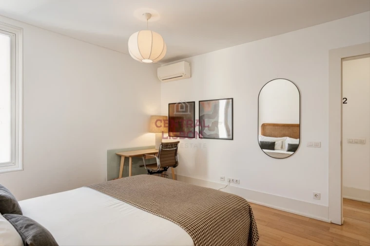 Apartamento T4 para Arrendamento em Santa Maria Maior Foto 36