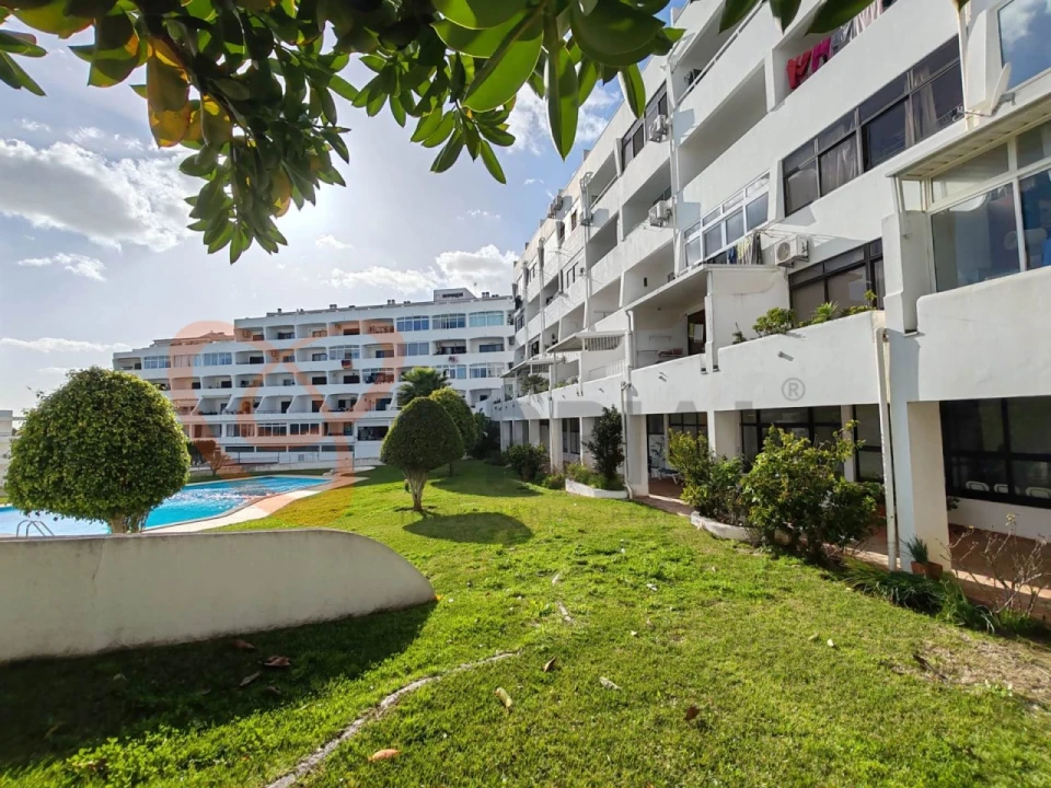 Apartamento T2 para Venda em Albufeira e Olhos de Água Foto 24