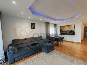 Apartamento T2 para Venda em Albufeira e Olhos de Água