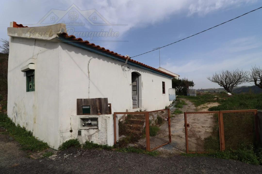 Moradia T3 para Venda em Dois Portos e Runa Foto 7