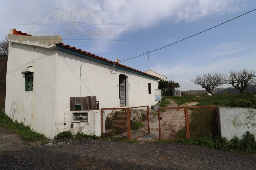 Moradia T3 para Venda em Dois Portos e Runa Foto 9