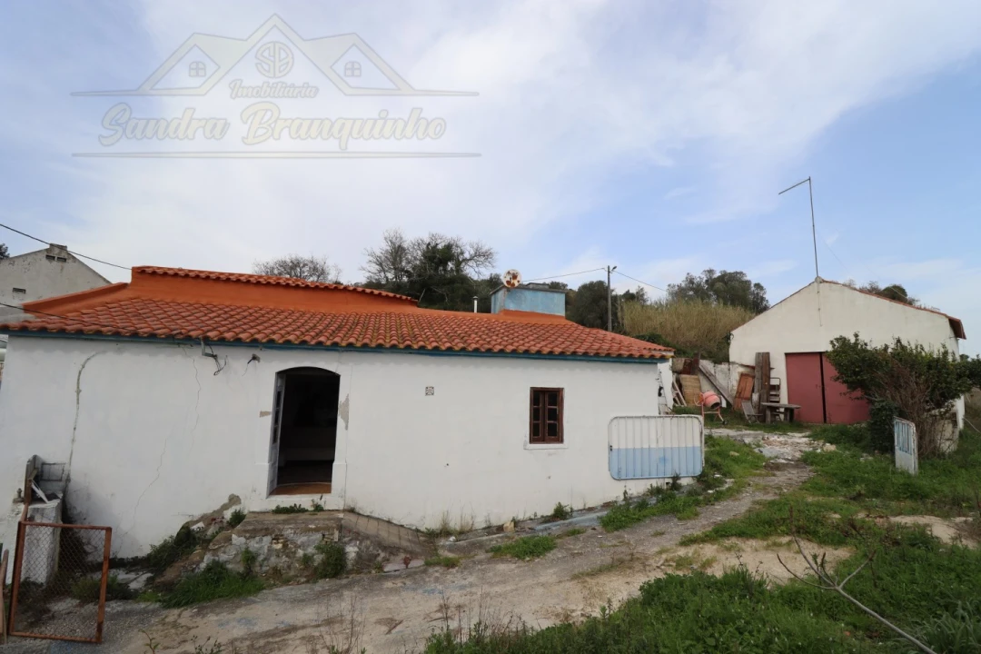 Moradia T3 para Venda em Dois Portos e Runa Foto 19