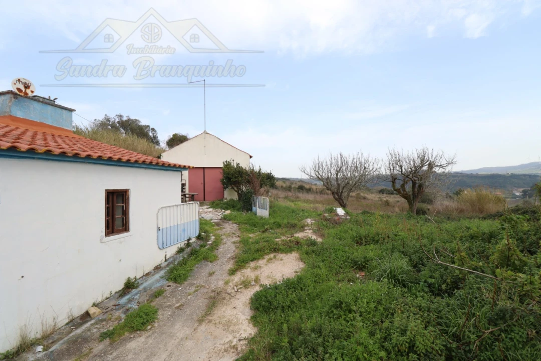 Moradia T3 para Venda em Dois Portos e Runa Foto 25