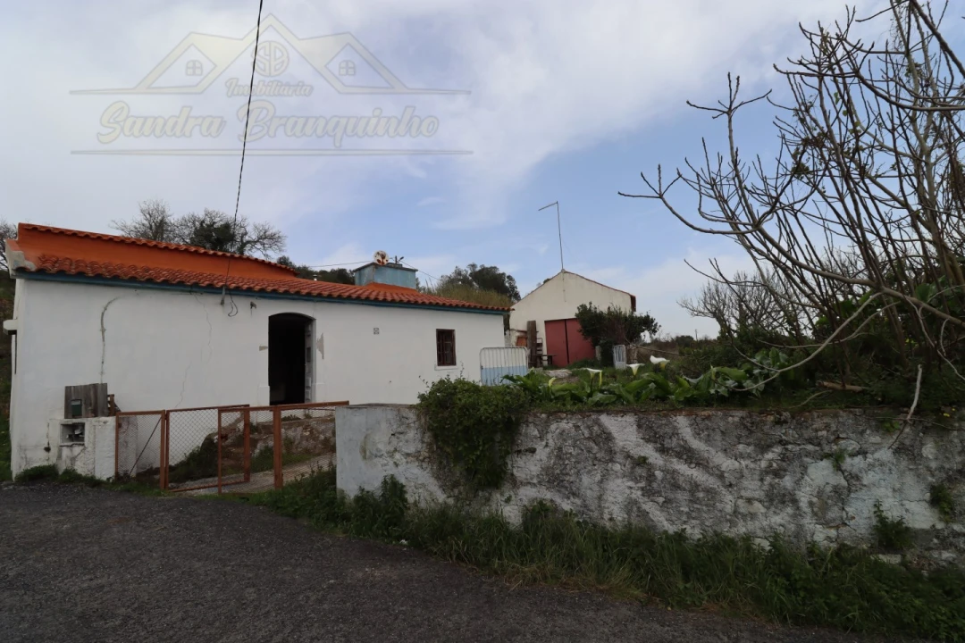 Moradia T3 para Venda em Dois Portos e Runa Foto 28