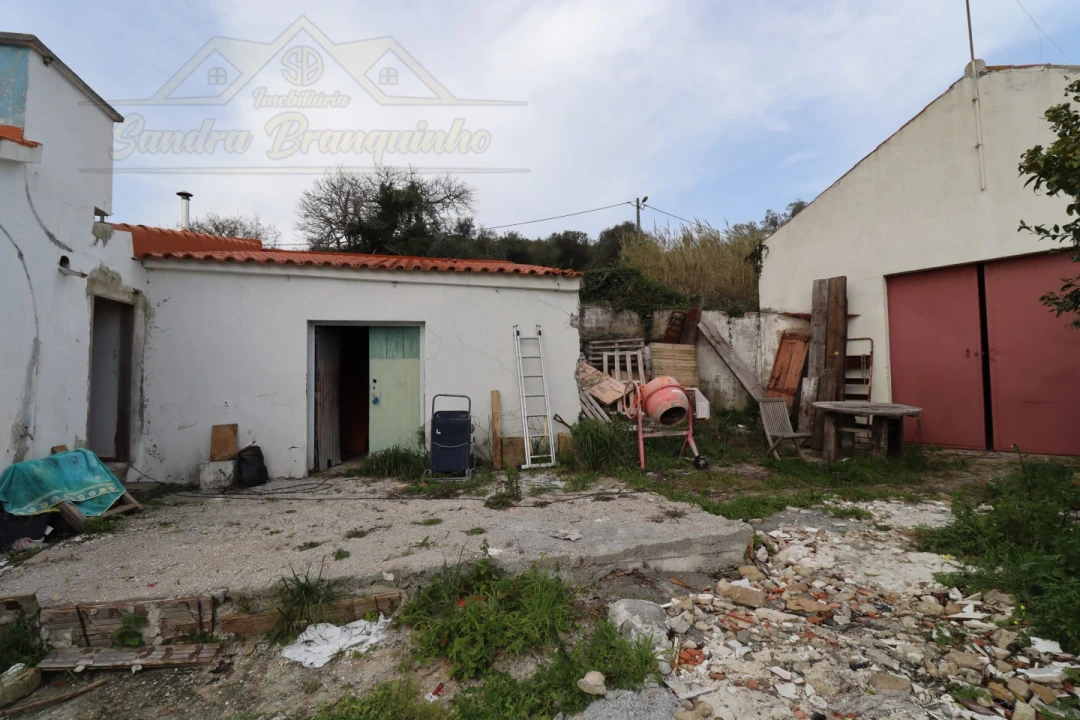 Moradia T3 para Venda em Dois Portos e Runa Foto 30