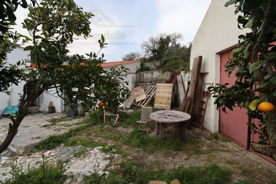 Moradia T3 para Venda em Dois Portos e Runa Foto 40