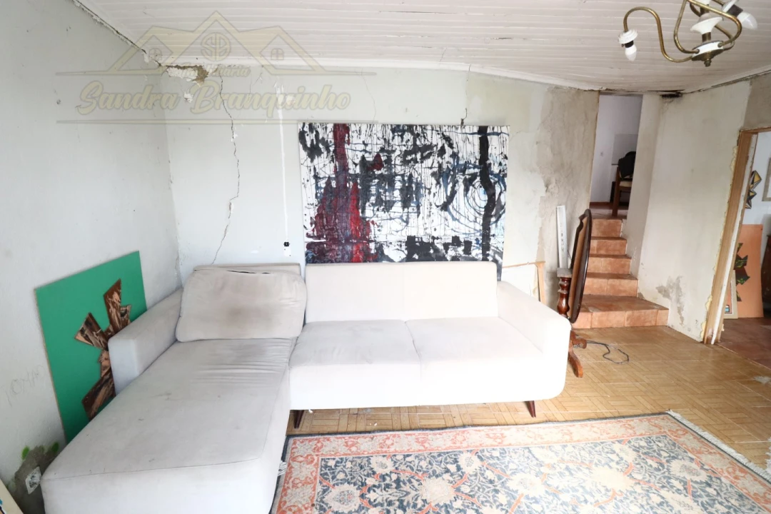 Moradia T3 para Venda em Dois Portos e Runa Foto 46