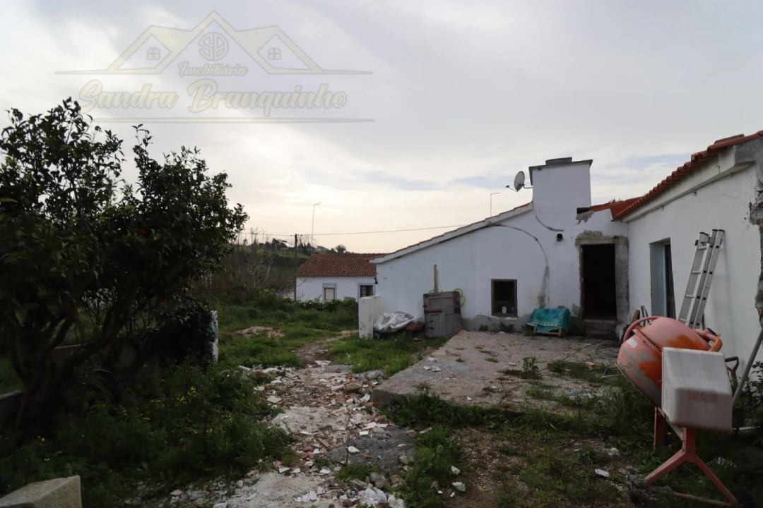 Moradia T3 para Venda em Dois Portos e Runa Foto 57