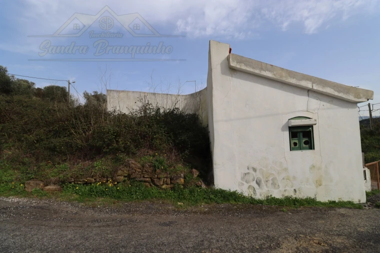 Moradia T3 para Venda em Dois Portos e Runa Foto 3