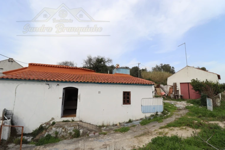 Moradia T3 para Venda em Dois Portos e Runa Foto 17