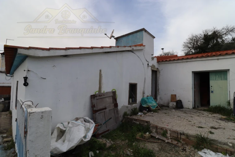 Moradia T3 para Venda em Dois Portos e Runa Foto 29