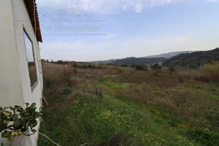 Moradia T3 para Venda em Dois Portos e Runa Foto 38