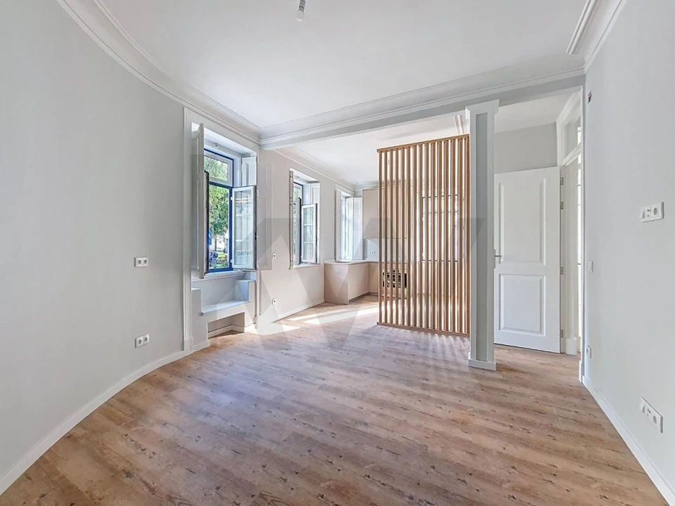 Apartamento T3 para Venda em Oeiras e São Julião da Barra, Paço de Arcos e Caxias Foto 1