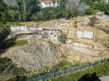 Moradia T5 para Venda em São João das Lampas e Terrugem
