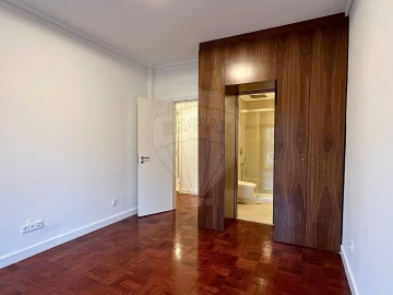 Apartamento T3 para Venda em Avenidas Novas