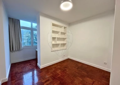 Apartamento T3 para Venda em Avenidas Novas