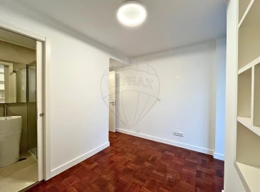Apartamento T3 para Venda em Avenidas Novas