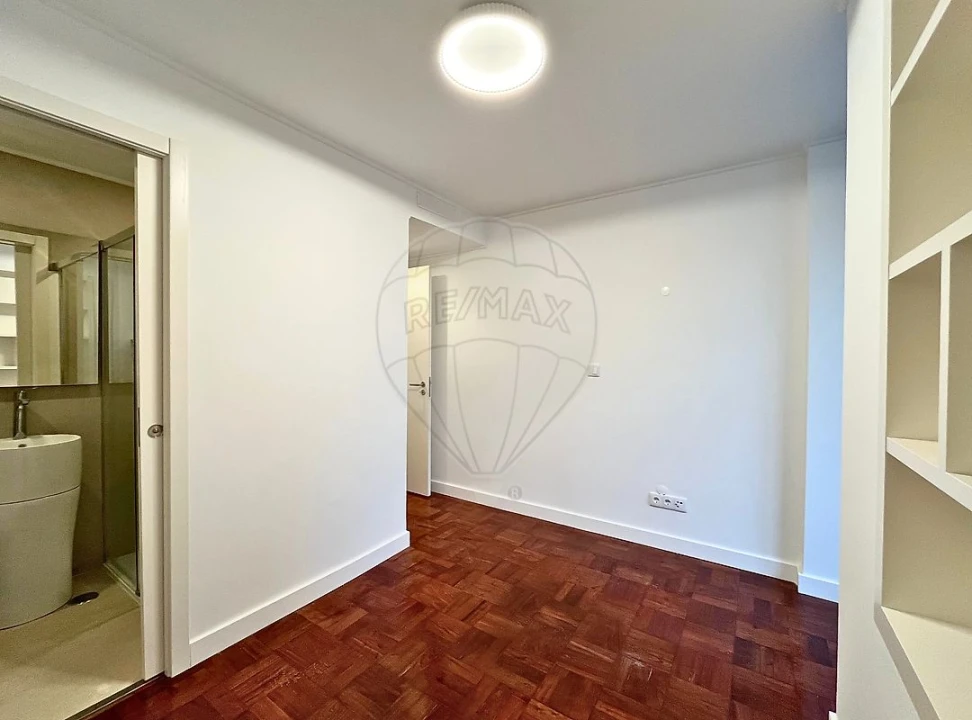 Apartamento T3 para Venda em Avenidas Novas Foto 35