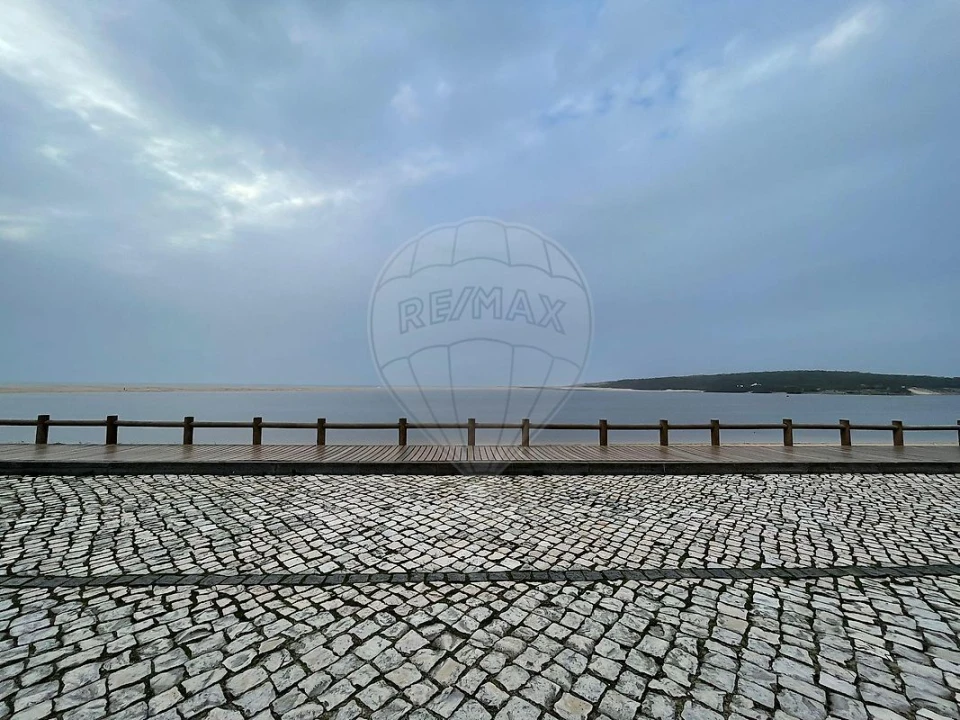 Moradia T3 para Venda em Sesimbra (Castelo) Foto 40