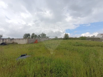 Terreno para Venda em Parceiros e Azoia