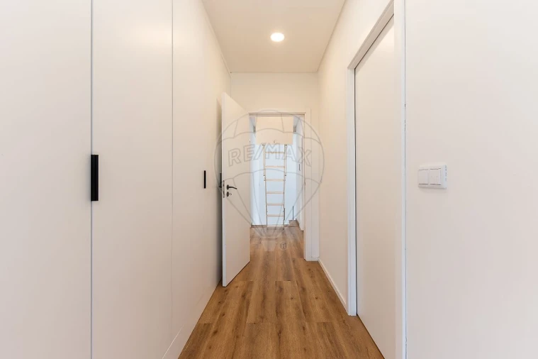 Moradia T3 para Venda em Algueirão-Mem Martins Foto 31