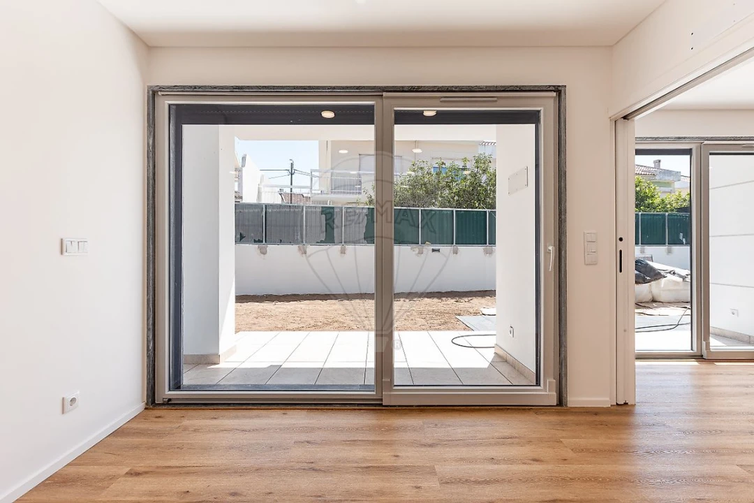 Moradia T3 para Venda em Algueirão-Mem Martins Foto 17