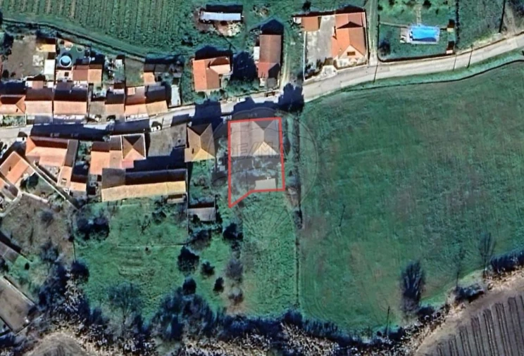 Armazém para Venda em Carvoeira e Carmões Foto 8