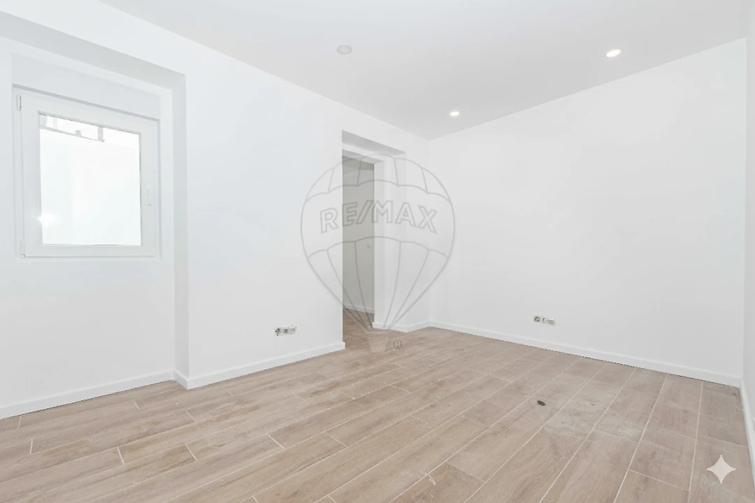 Apartamento T3 para Arrendamento em Alhandra, São João dos Montes e Calhandriz Foto 21