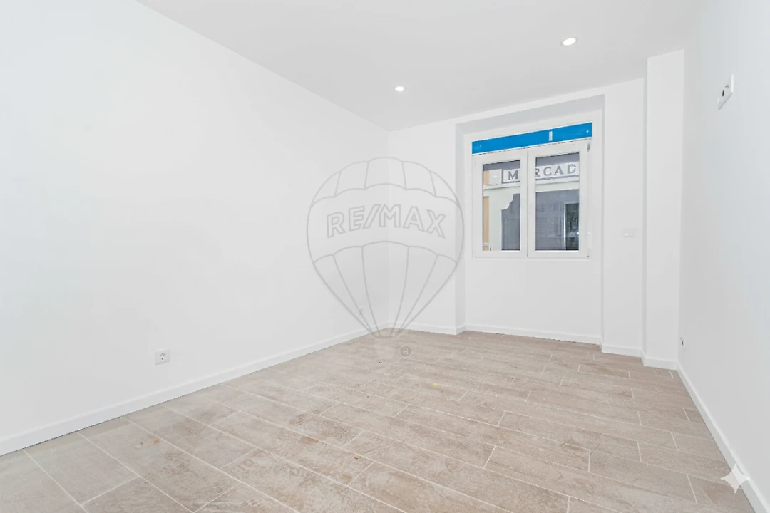 Apartamento T2 para Arrendamento em Alhandra, São João dos Montes e Calhandriz Foto 19