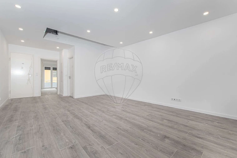 Apartamento T3 para Arrendamento em Alhandra, São João dos Montes e Calhandriz Foto 19