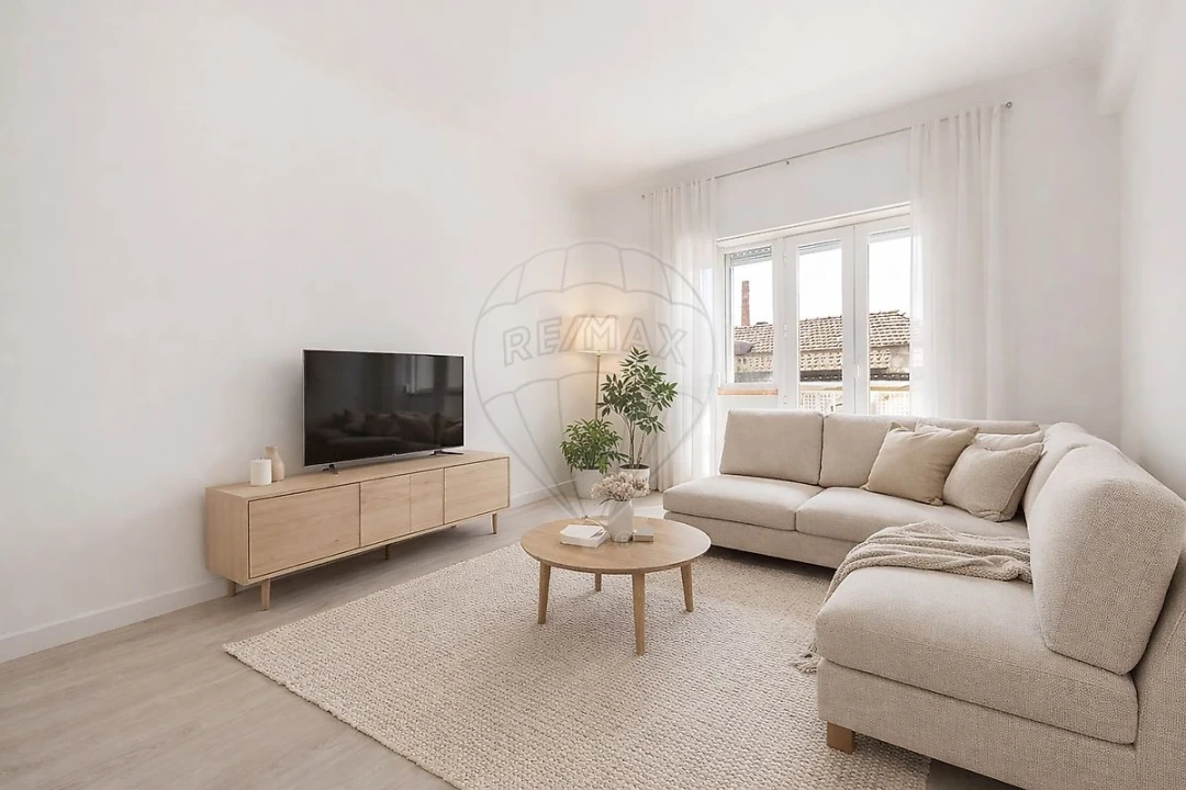 Apartamento T3 para Arrendamento em São Domingos de Benfica Foto 7