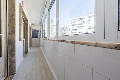 Apartamento T3 para Arrendamento em São Domingos de Benfica