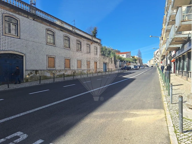 Apartamento T3 para Arrendamento em São Domingos de Benfica Foto 6
