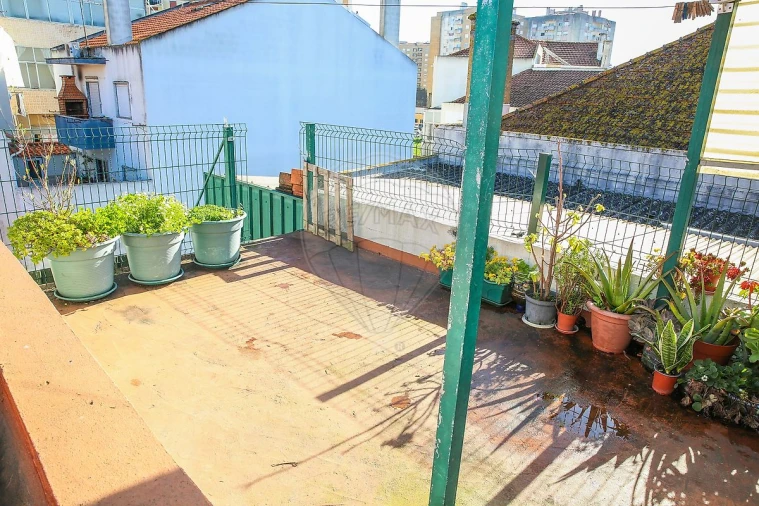 Moradia T3 para Venda em Carregado e Cadafais Foto 32