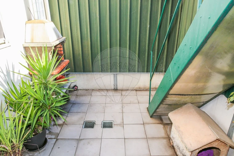 Moradia T3 para Venda em Carregado e Cadafais Foto 29