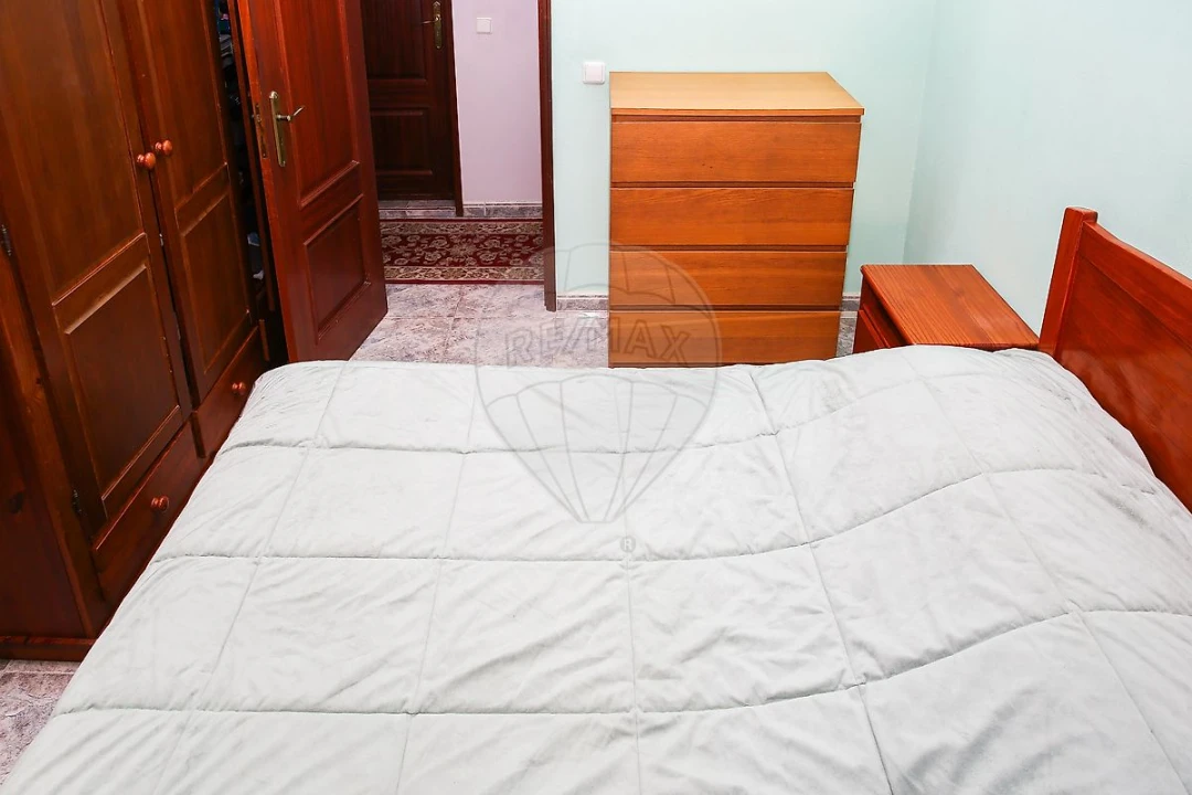 Moradia T3 para Venda em Carregado e Cadafais Foto 13