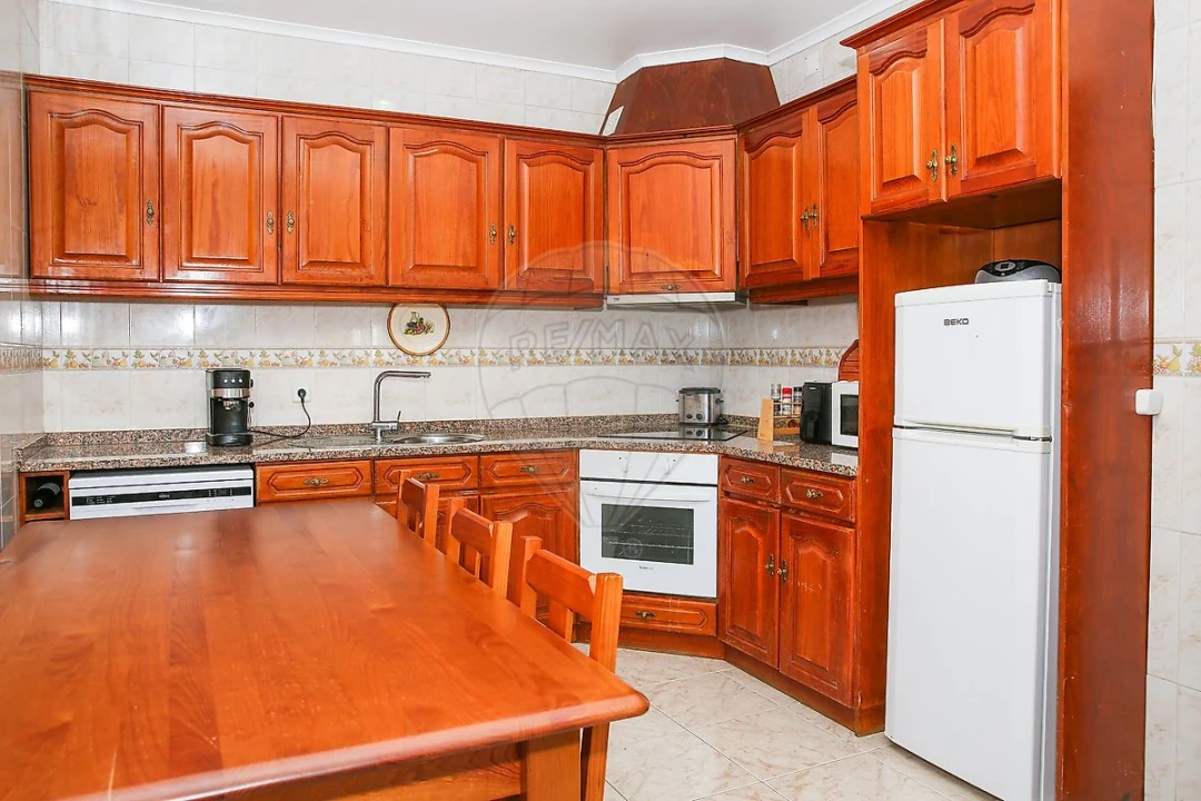 Moradia T3 para Venda em Carregado e Cadafais Foto 1