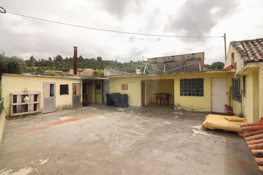 Moradia T2 para Venda em Castanheira do Ribatejo e Cachoeiras Foto 25